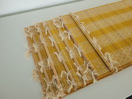 Tischläufer und 6 Platzsets aus Stäbchen, gelb-weiss