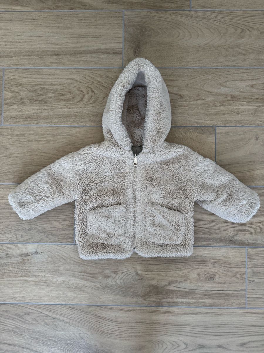 Zara Jacken & Mäntel: Zara Veste réversible taille 92 – Gebraucht aus Saillon von alico
