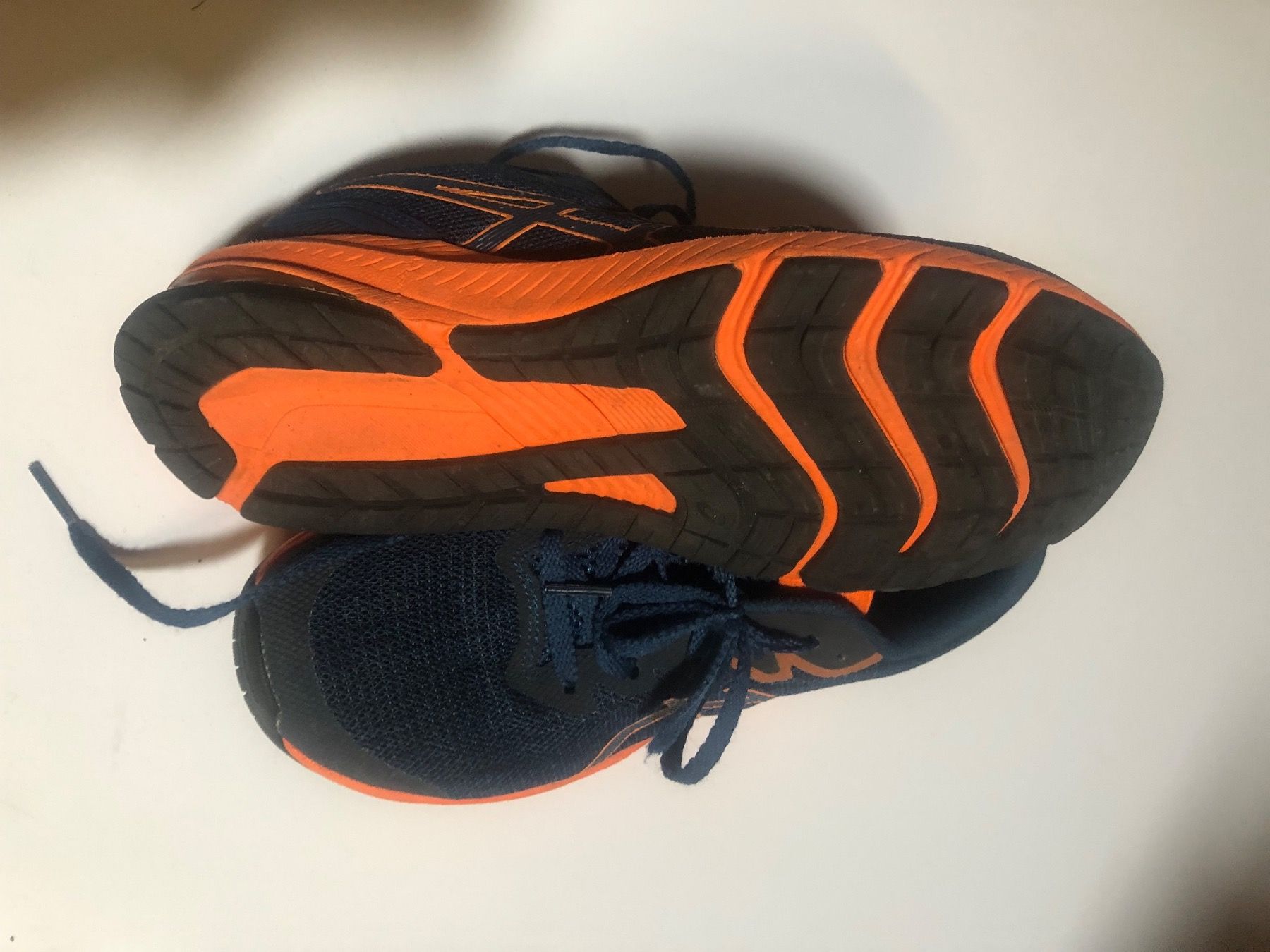 Scarpe da donna: Baskets neuves ASIKS 36,5 – Nuovo (secondo la descrizione) da Arnex-sur-Orbe venduto da cam_9hc7 4