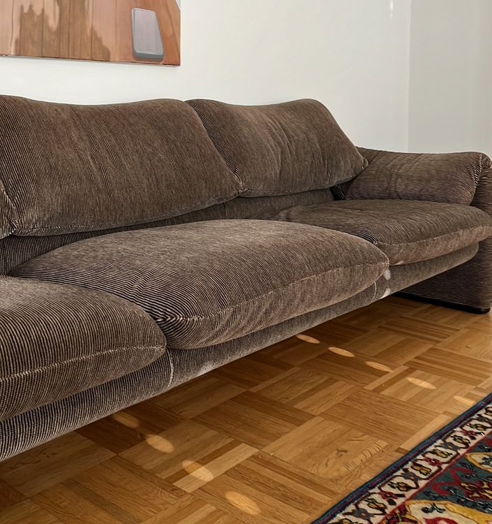 Maralunga couch by Magistretti + Maralunga chair + pouf 1