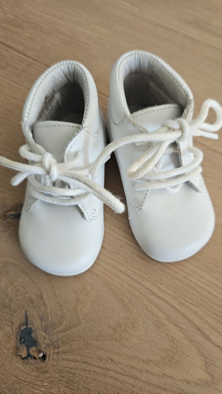 Jacadi Scarpe per ragazzi: Lederschuhe Gr. 19 von Jacadi – Nuovo (secondo la descrizione) da Sisseln AG venduto da Pit1979