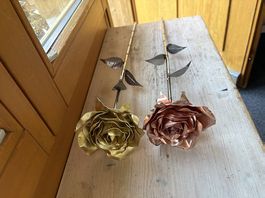 Handgefertigte Metallrosen nach Wunsch 