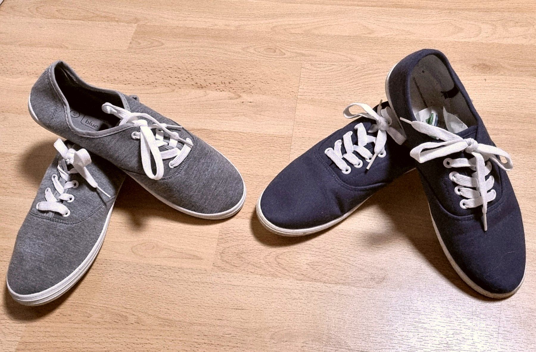 Damenschuhe: 2 Paar Stoffsneakers Gr. 40 blue motion – Gebraucht aus Effretikon von lenalisa63