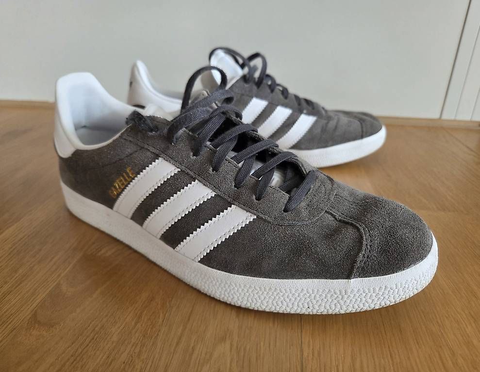 Adidas Chaussures hommes: Adidas Gazelle gr. 41 1/3 – D'occasion à Oberbüren par Lupo_7kxf