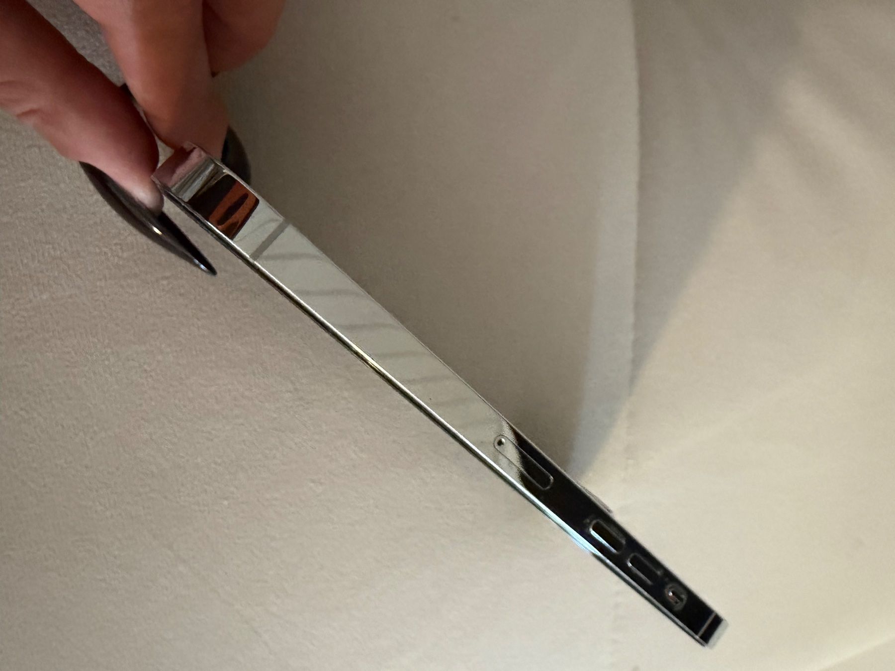 Apple Portables: Apple iPhone 14 Pro gebraucht – D'occasion à Embrach par lau_kv5d 4