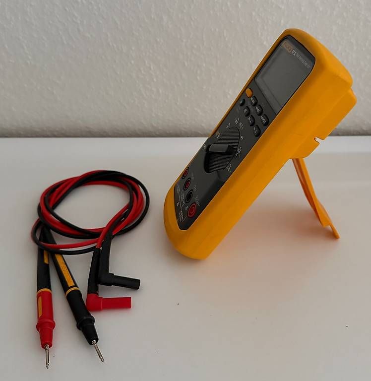 Misurare: Fluke 87V True-RMS Digital Multimeter – Usato da Allschwil venduto da Daanvii 1