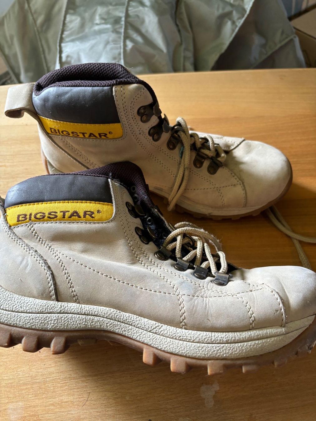 Scarpe da donna: Halbschuhe von Big Star Gr. 39 – Usato da Wald AR venduto da bertli00 1