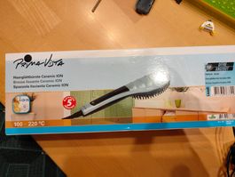 1 Haarglättbürste, nie gebraucht