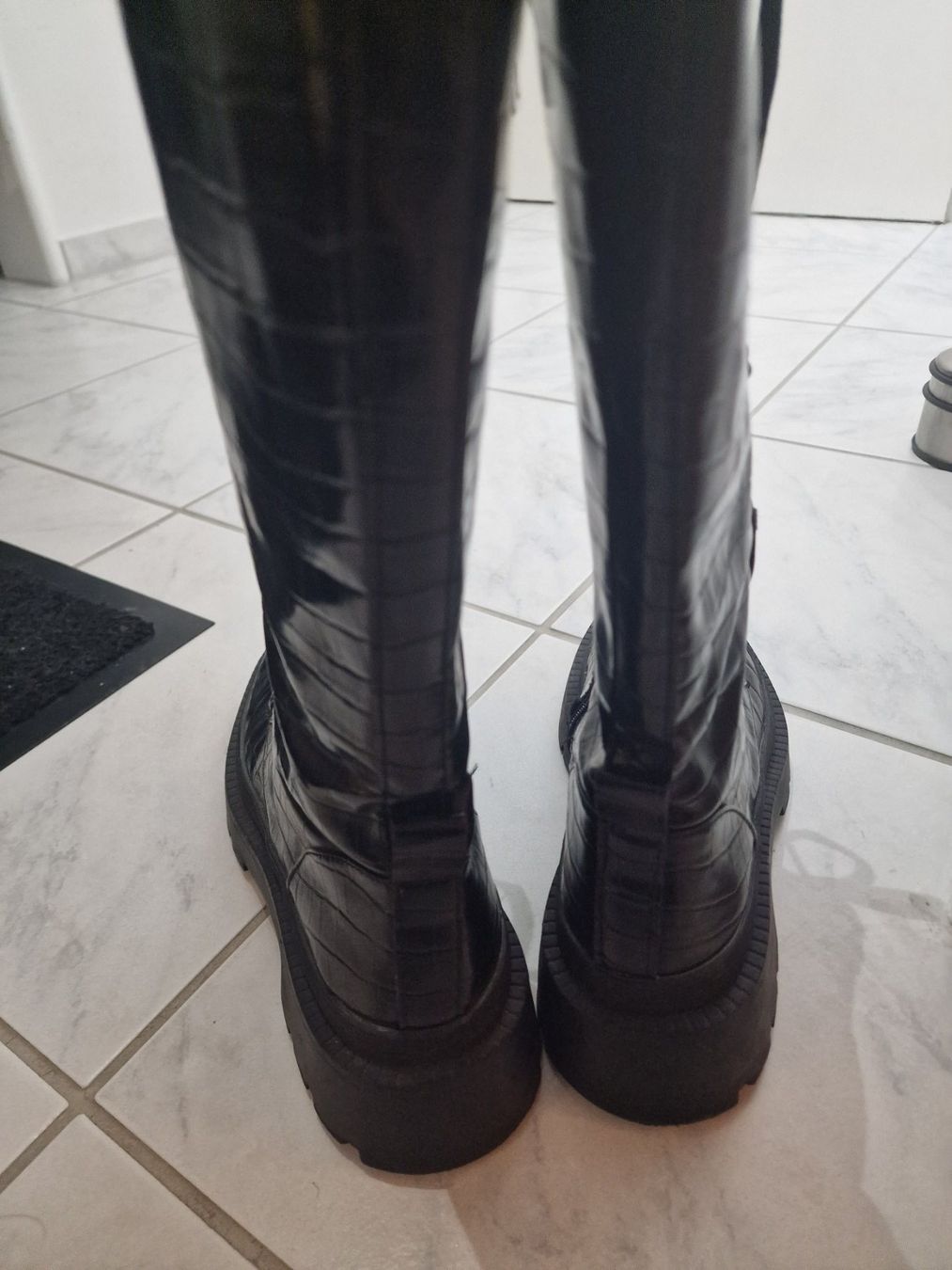 Zara Damenschuhe: Stiefel Zara 39 – Gebraucht aus Matzingen von  3