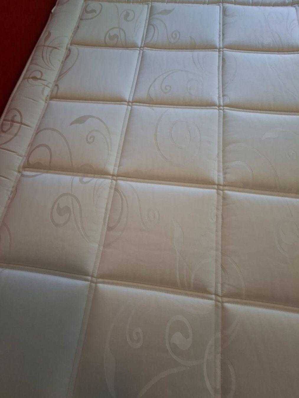 Materassi: Matelas en laine et soie – Usato da Petit-Lancy venduto da ale_88j9 2