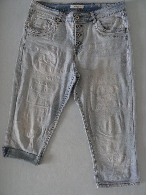 Jeans: Jeans knielang, elastisch, Gr. L/ 40 – Usato da Bazenheid venduto da Aebi55
