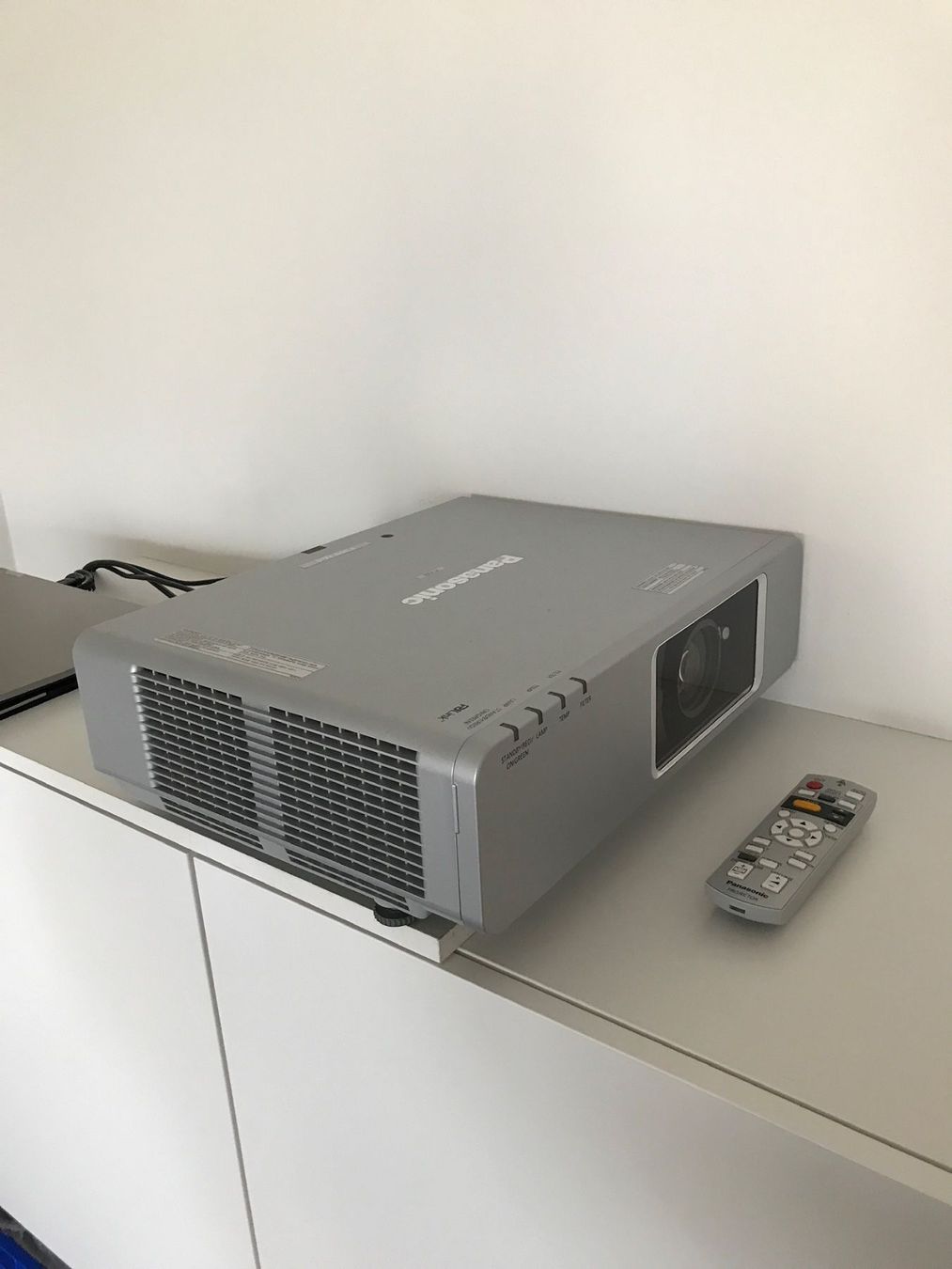 Panasonic Proiettori: Beamer Panasonic – Usato da Oberwil BL venduto da scorpio70 2