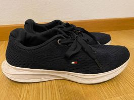 Tommy Hilfiger Schuhe Sneaker Gr. 40