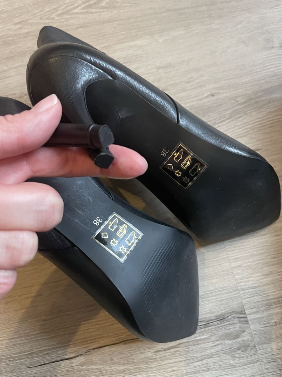 Scarpe da donna: Neue Hammerstein Leder-Stiefeletten Gr. 38 – Usato da Winterthur venduto da Fabelhaft123 3