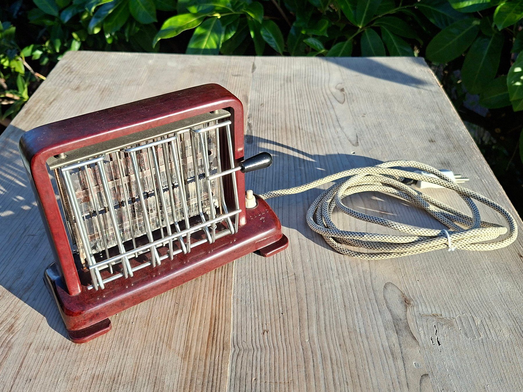 Elettrodomestici da cucina: cooler antiker Toaster CALMO von D.Kirchhoff Zürich Bakalit – Difettoso da Brunnenthal venduto da Strahler67