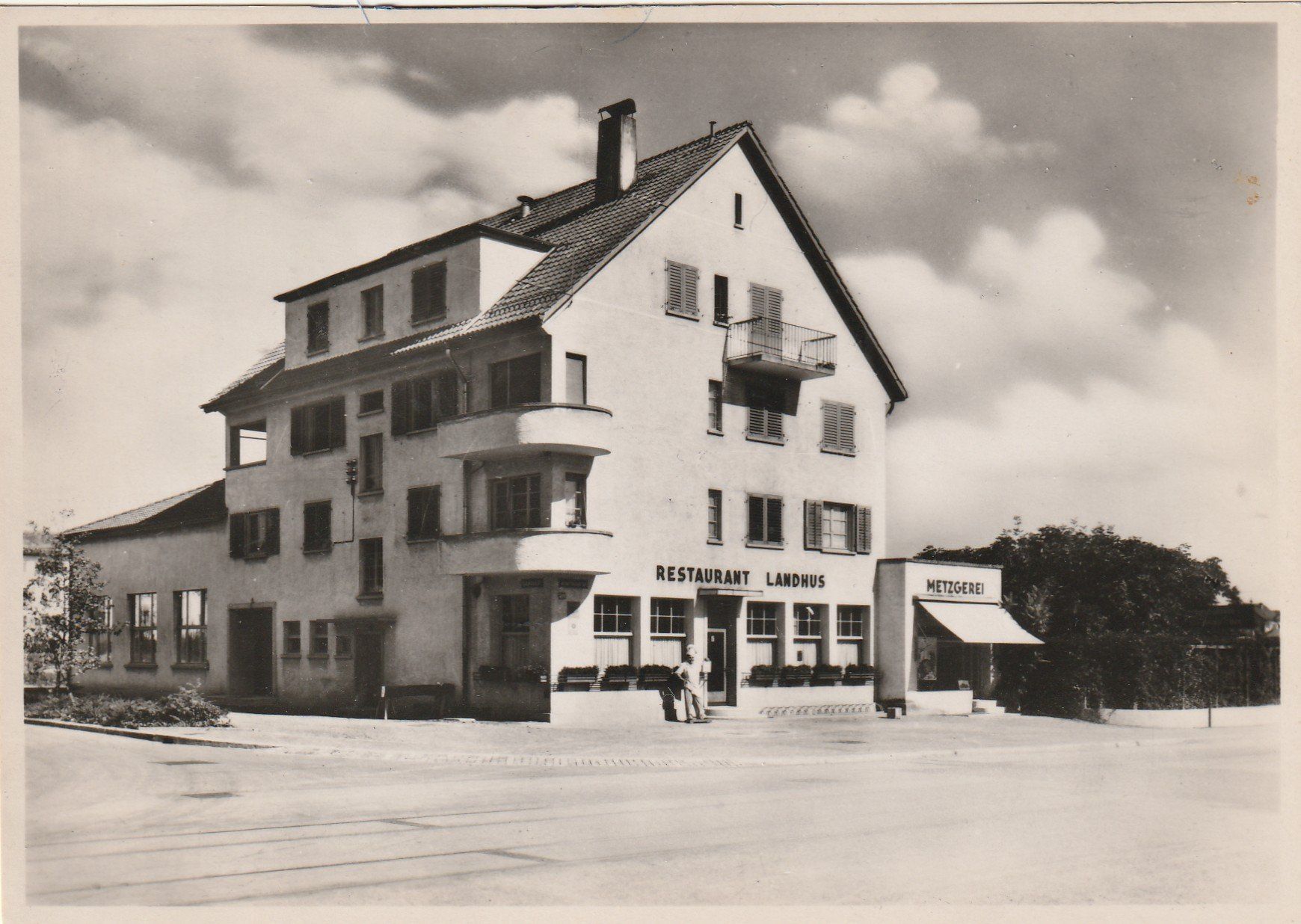 Cartoline postali: Zürich Seebach Restaurant Landhus – Usato da Rorschacherberg venduto da fratovi2