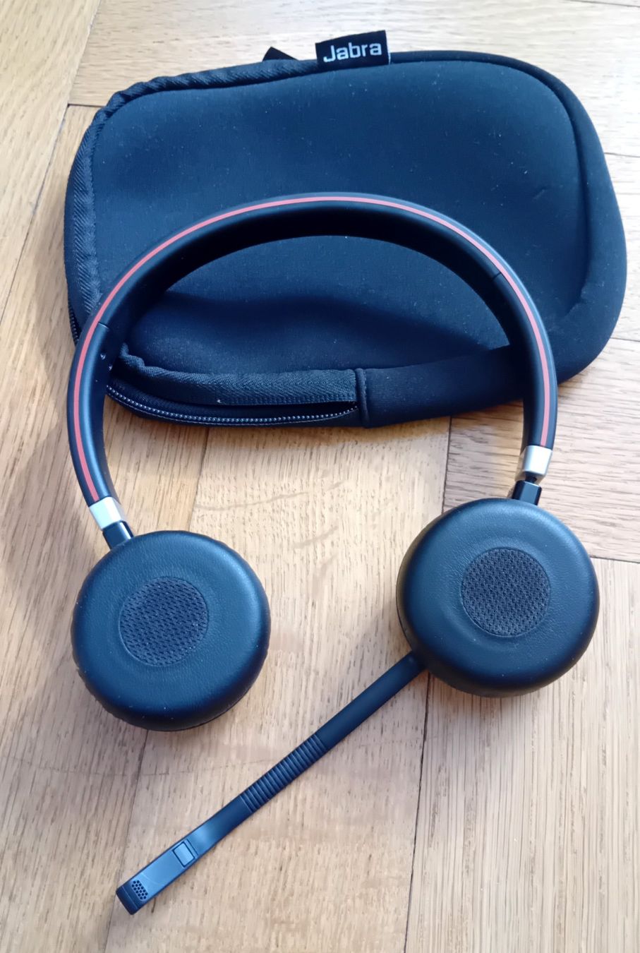 Jabra Casques audio: Casque professionnel Jabra, bluetooth (sans câble) – D'occasion à Neuchatel par Vlenoble 1