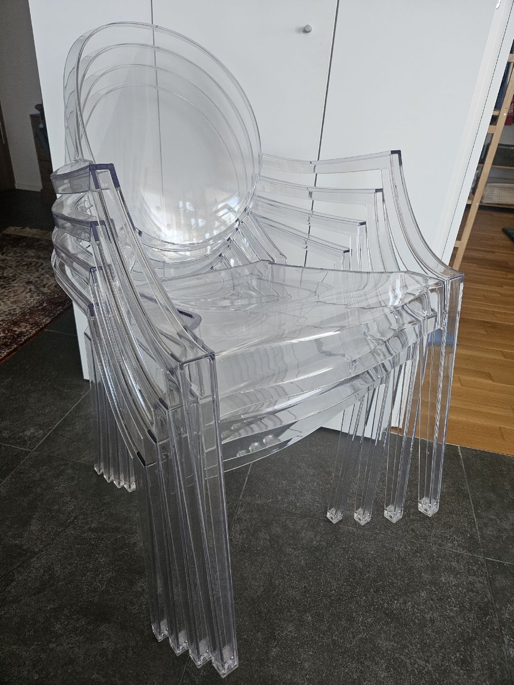 Kartell Sedie: Kartell - 4 chaises Louis Ghost – Usato da Bussigny venduto da niwa_mikan 1