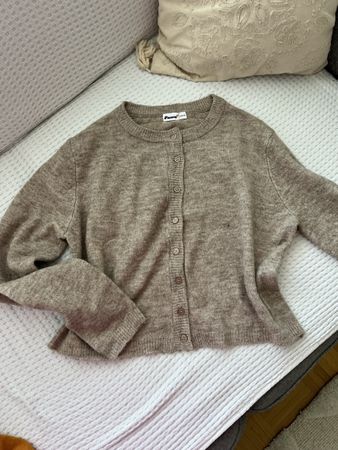 FAMOUS STRICKJACKE NEUWERTIG XS