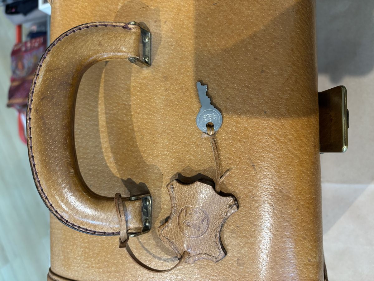 Valigie: Kosmetikkoffer Echt Schweinsleder hellbraun Vintage – Usato da Burgdorf venduto da VouSchoen 7