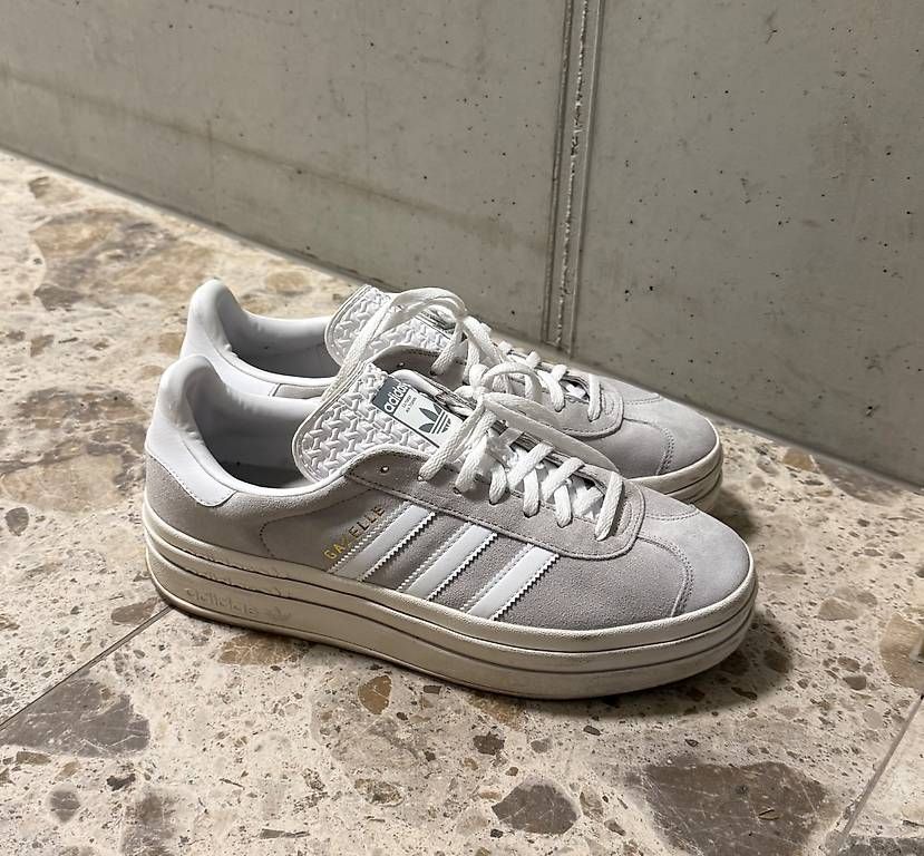 Adidas Scarpe da donna: Baskets Adidas Gazelle – Usato da Sion venduto da ENKLR