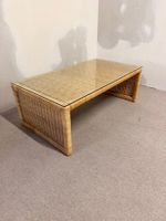 Rattan Couchtisch im Coastal Stil mit Glasplatte