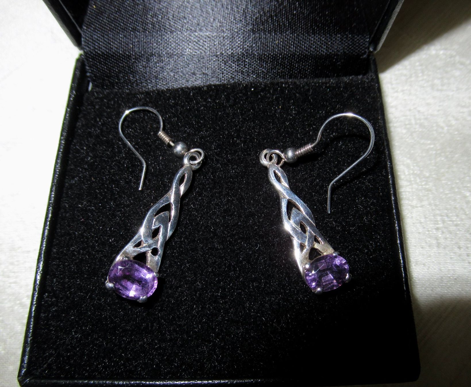 Ohrringe & -stecker: Ohrhänger mit Amethyst aus Schottland – Neu (gemäss Beschreibung) aus Frauenkappelen von HDPerle 1
