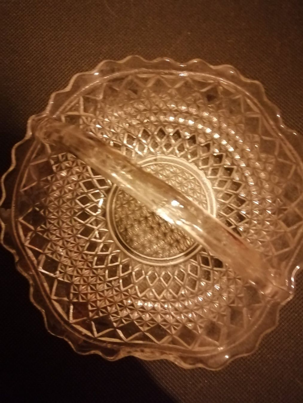 Schalen: Glasschale mit Henkel, antik – Gebraucht aus Ostermundigen von Dinge1