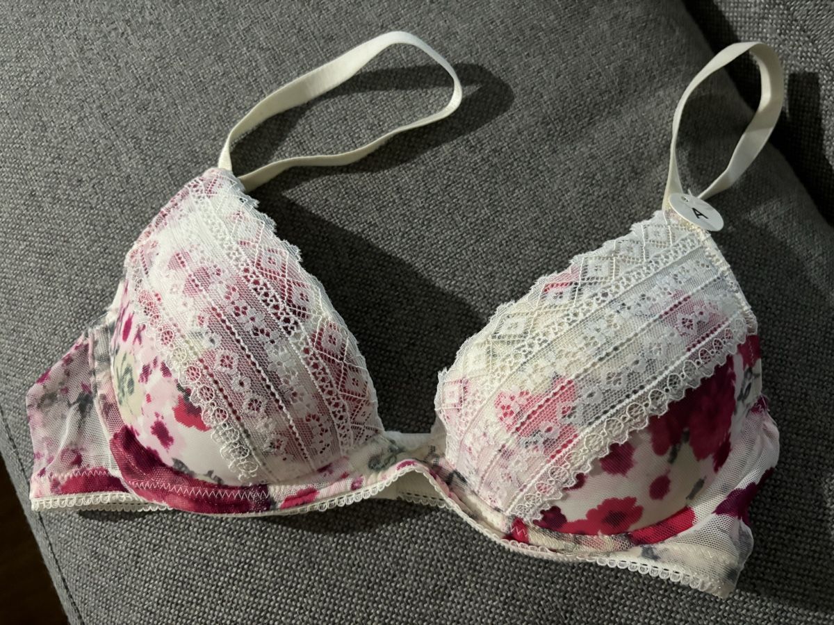 Altra biancheria intima: BH – Usato da Buchrain venduto da Ham2383