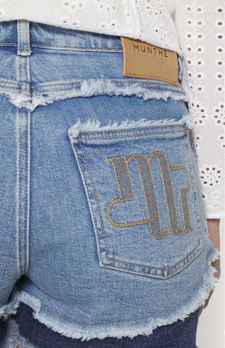 Jeans: MUNTHE luxe Short Jean - Blue – Nuovo (secondo la descrizione) da La Sarraz venduto da Marina213 6