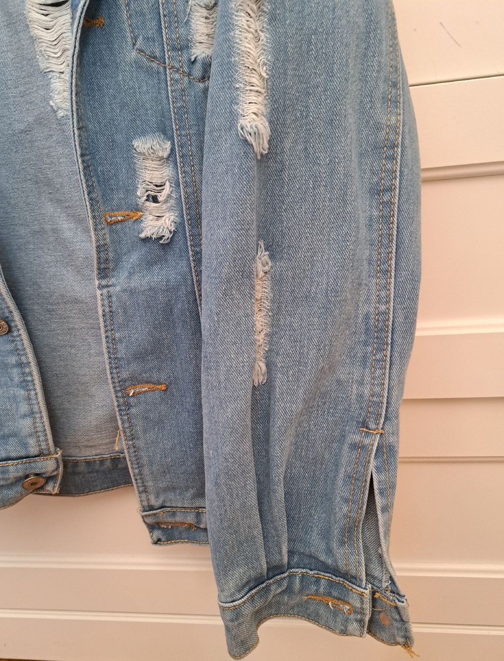 Jacken: Jeansjacke Grösse M – Gebraucht aus Zürich von dph_r9t2 4