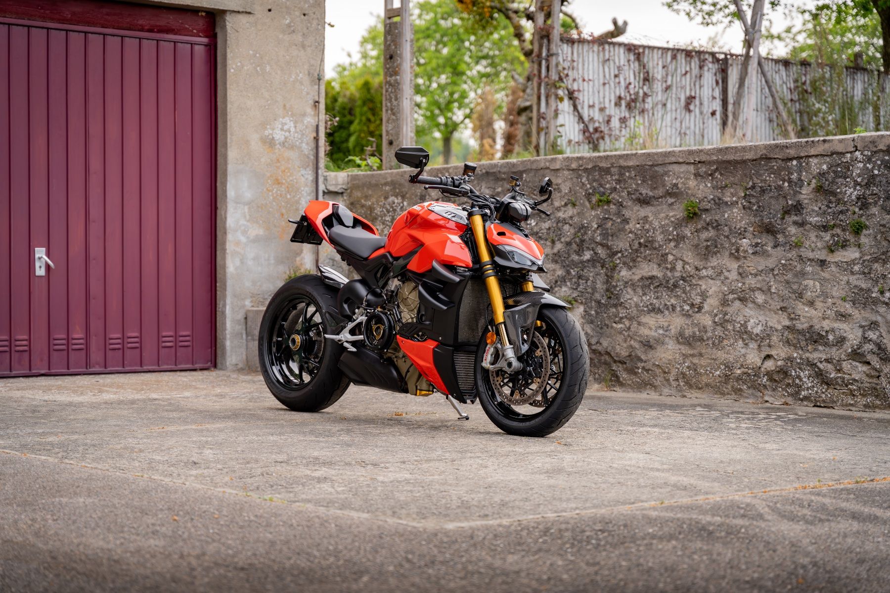Ducati Strada: Ducati Streetfighter V4S – Usato da Donneloye venduto da Jad_tui 1