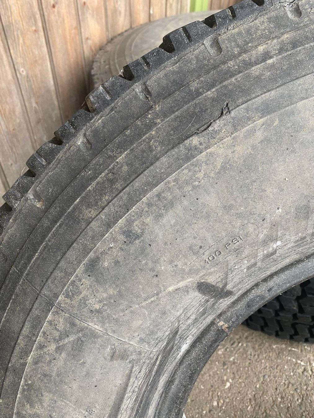 Pneumatici & Ruote complete: LKW Reifen 8.25 R16 – Usato da Dietschwil venduto da AMMichi70 1