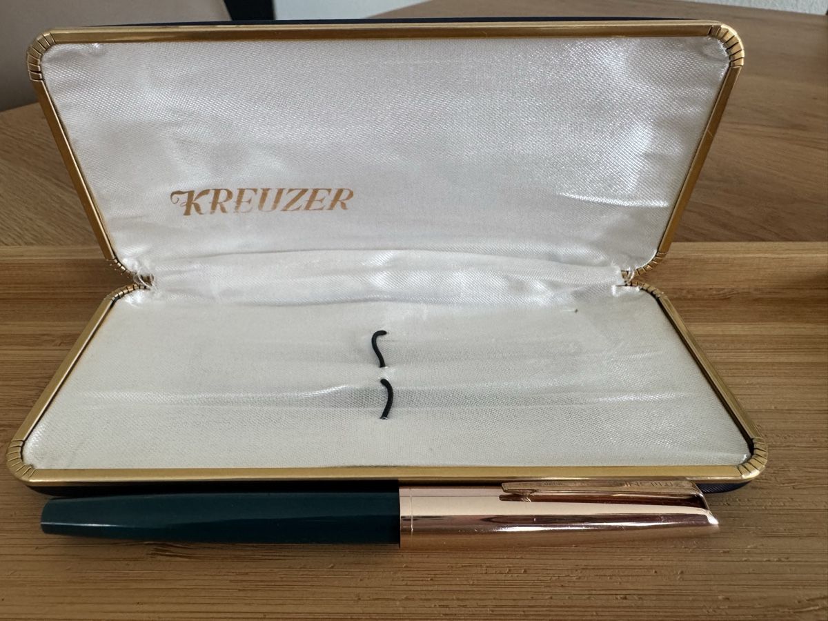 Stylos & Marker: Füllfederhalter KREUZER mit Etui  – D'occasion à Stansstad par vlaska80