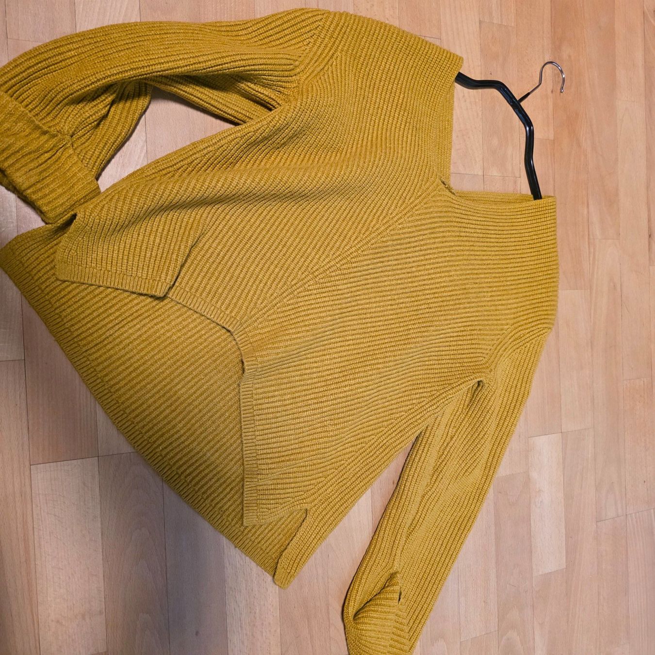 Mango Maglioni & Felpe: Mango asymmetrischer Pullover Ocker M – Usato da Wald ZH venduto da CapLux 4
