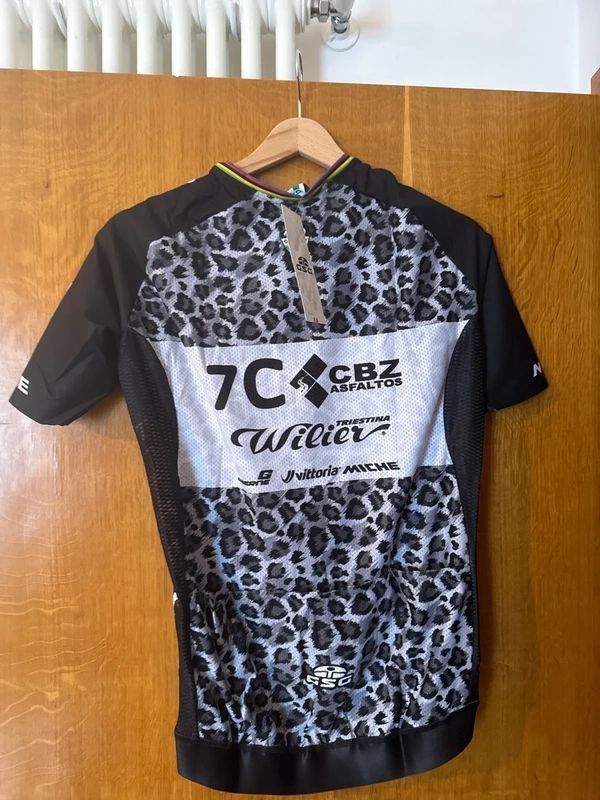 Wilier Canottiere & Pantaloni: Set Abbigliamento WILIER CAP EPIC – Usato da Melide venduto da paolo1965 1