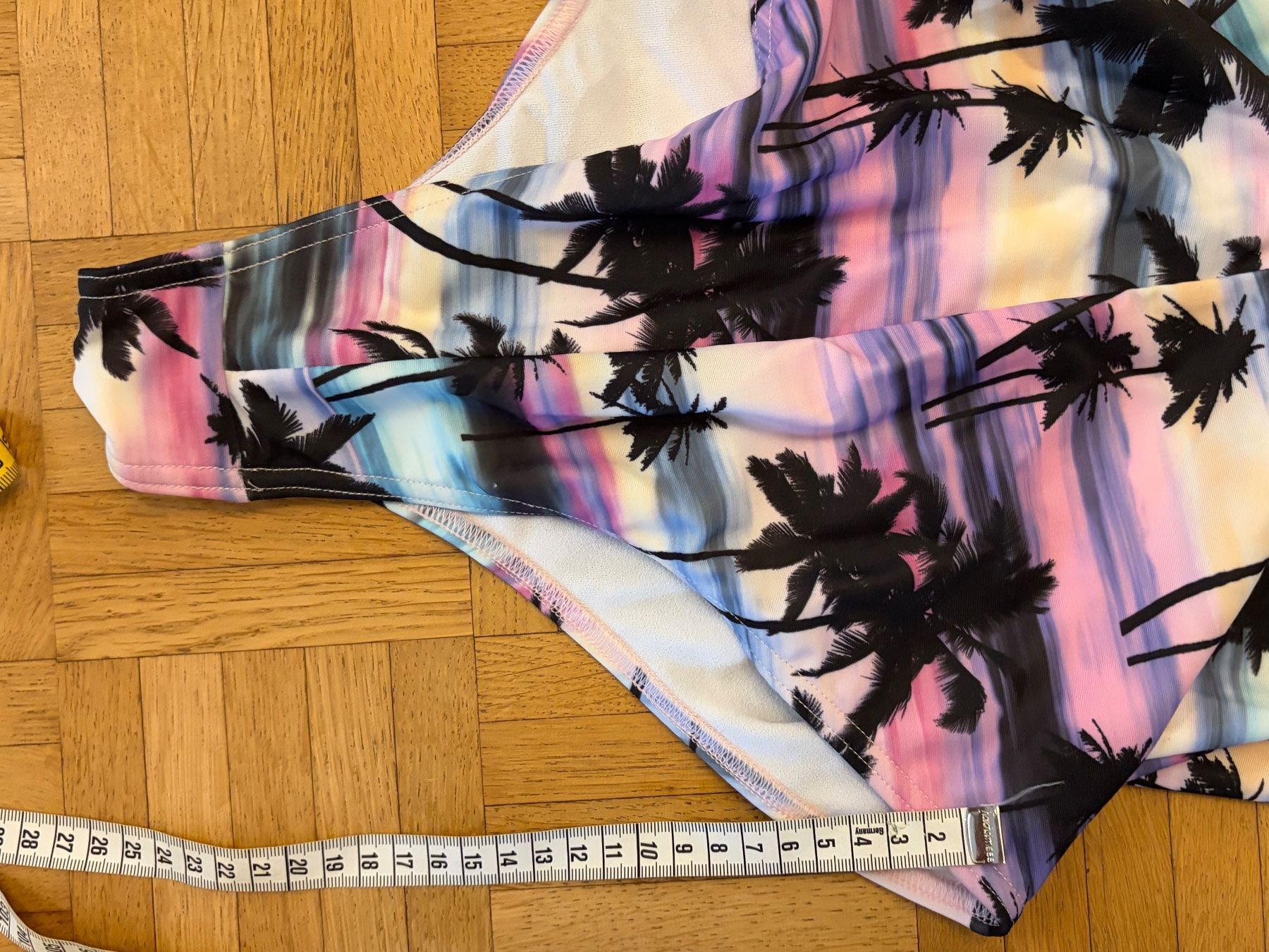 Maillots de bain & Bikinis: Badekleid mit stimmungsvollen Palmen L – D'occasion à Meilen par Sura18 4
