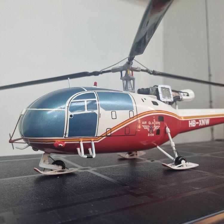 Modell Hubschrauber Air Glaciers HB-XNW - Rarität! 1:32 (Neu (gemäss ...