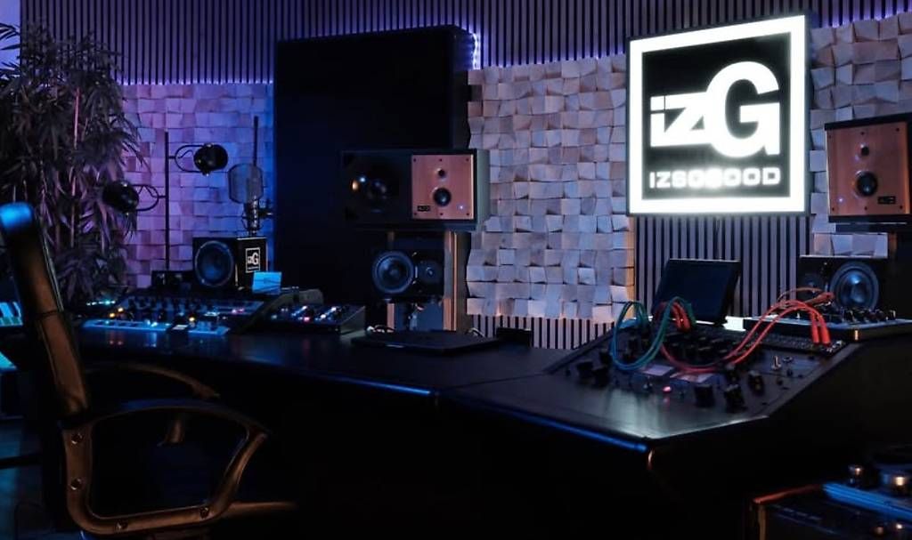 Altro per Ufficio & Commercio: Tonstudio Mitmieter gesucht! – Usato da Oberglatt venduto da Prinzip
