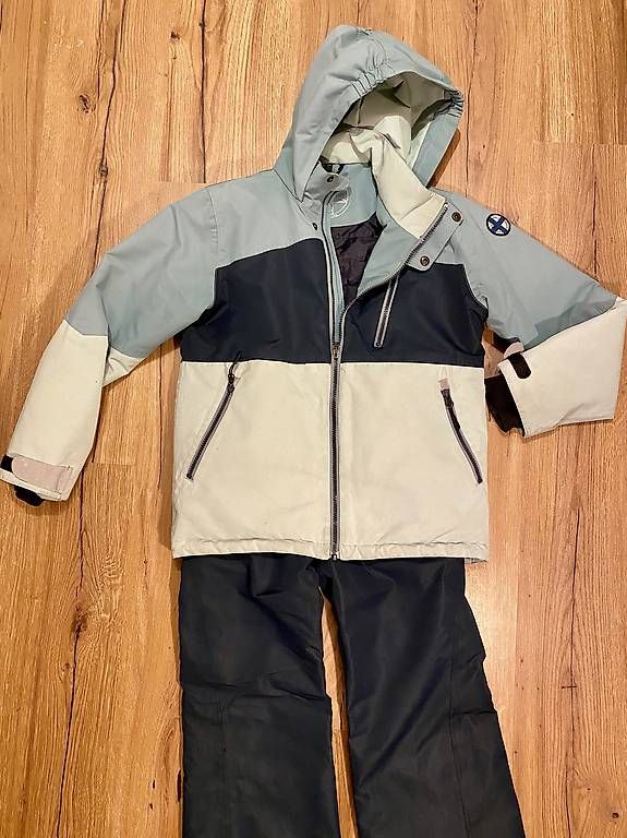 Pantalons: Skihose Grösse 152 – D'occasion à Biel-Benken BL par anj_bx2k 4