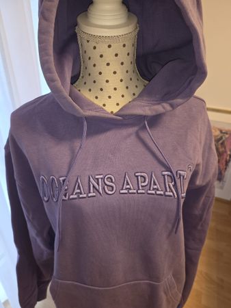 Oceans Apart Trainingsanzug Lila, Hoodie & Hose, Neuwertig!