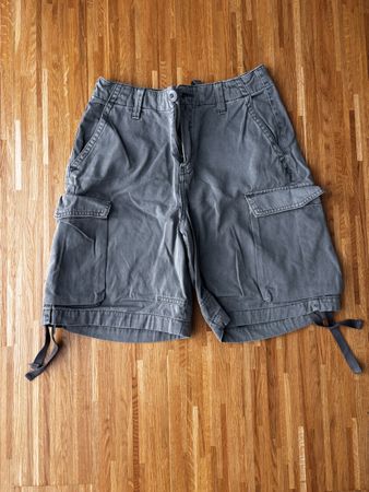 Pull&Bear Cargo Shorts grau – Gr. 34 / XS