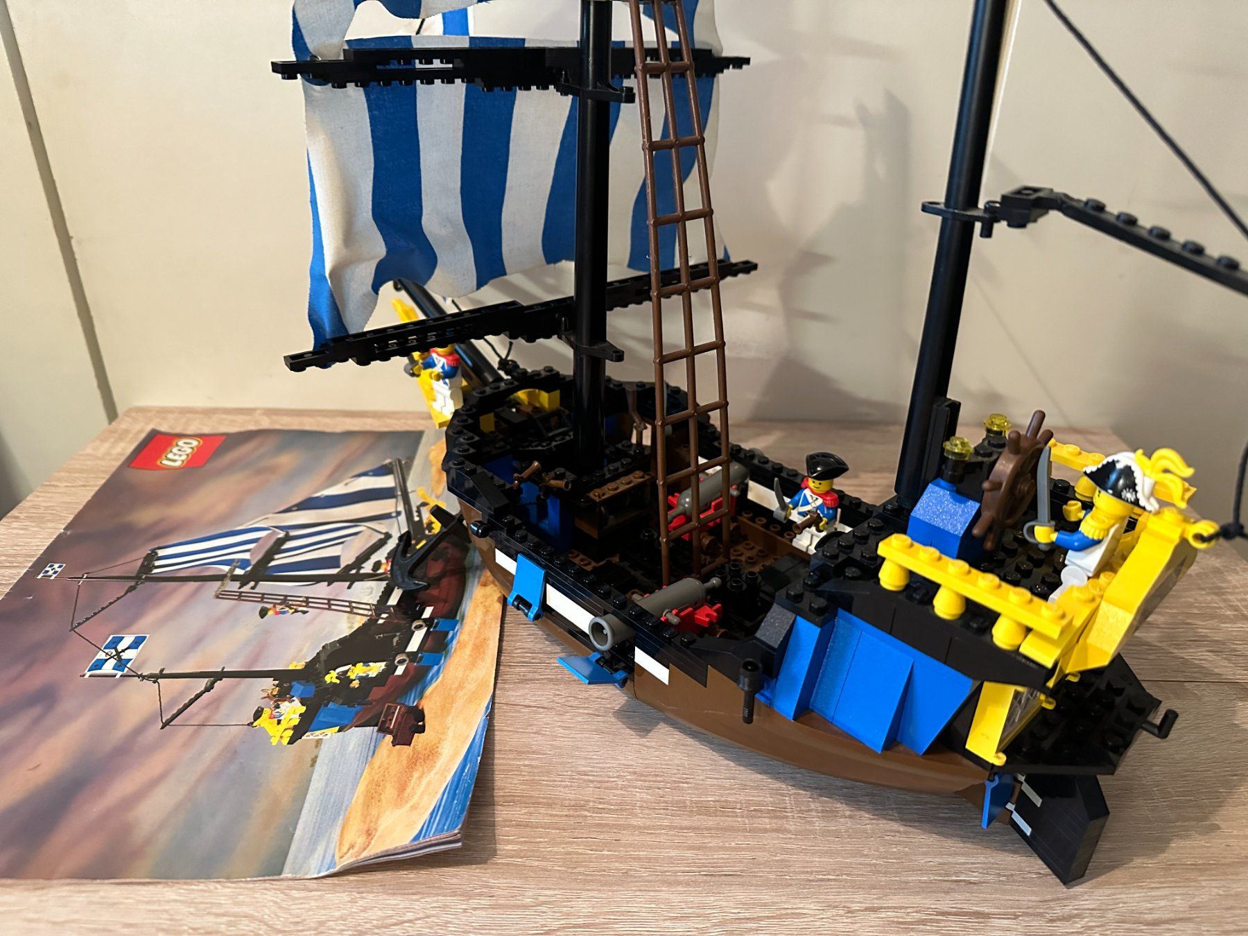 Legoland Kit di costruzioni: LEGO 6274 Caribbean Clipper – Usato da Basel venduto da Don-Angel 2