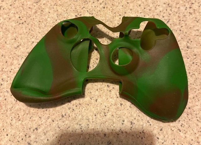 Schutzhüllen: COVER FÜR XBOX 360 CONTROLLER – Neu (gemäss Beschreibung) aus Nidau von EXP40