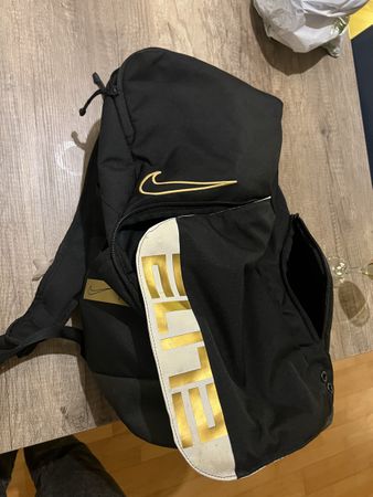 Nike Rucksack Elite schwarz gold guter Zustand