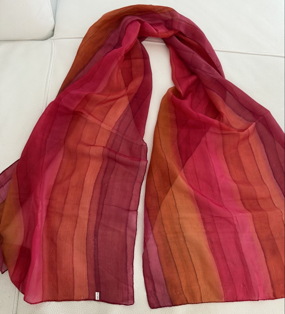Foulards & écharpes: Seiden Schal 🌸 – D'occasion à Opfikon par Luis144