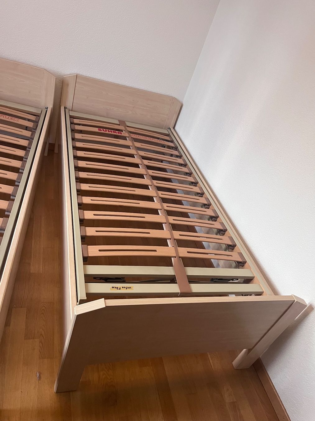 Letti: Bettgestell (Doppel- oder Einzelbett) aus Holz, Top Zustand – Usato da Schlieren venduto da ver_k2gs 2