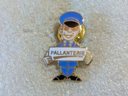 Ansteckpin 5: Pallanterie