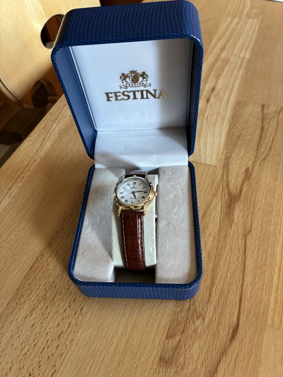 Uhren: Montre de dame FESTINA  – Gebraucht aus Les Bayards von Mutz51