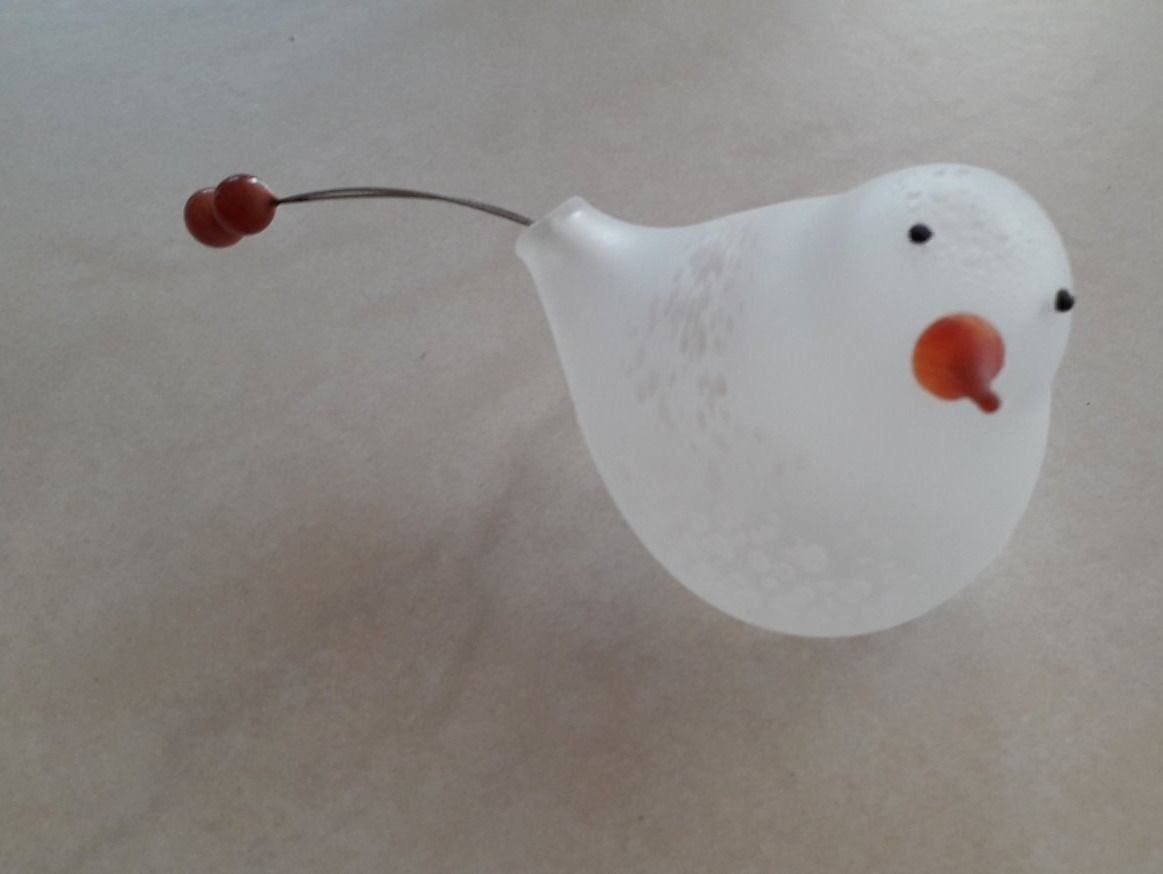 Statuette: Burri Glas Vogel, sitzend – Nuovo e nell'imballaggio originale da Winistorf venduto da acreativ4